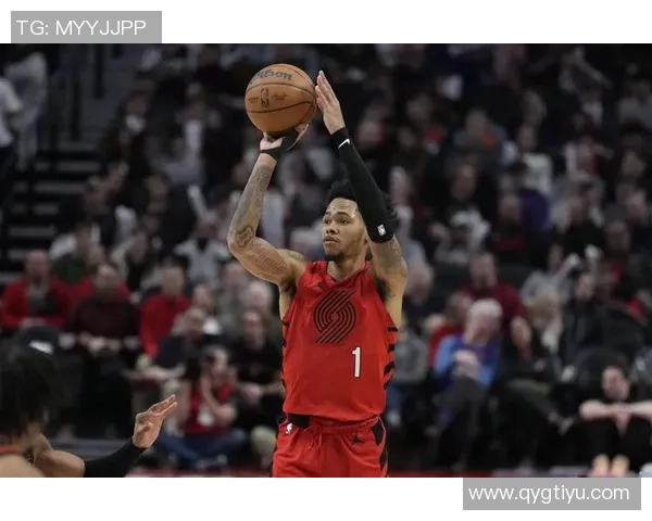 安芬尼西蒙斯半场表现惊艳8中6三分5中3独揽16分助球队领先