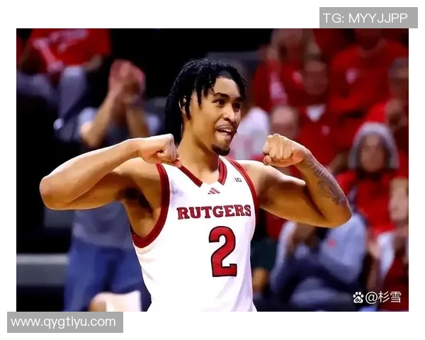 19岁新星弗拉格首秀狂砍33分9板9助展现全能实力引发关注