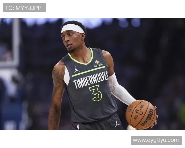 攻防兼备麦克丹尼尔斯全能表现助球队大胜贡献22分7板3断2帽正负值高达35