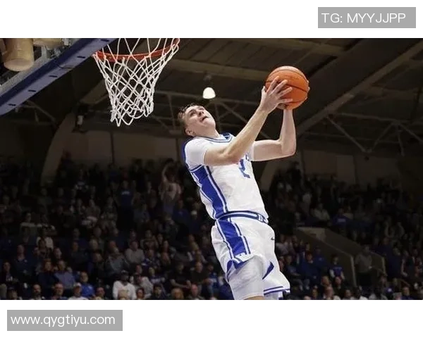 19岁新星弗拉格首秀狂砍33分9板9助展现全能实力引发关注